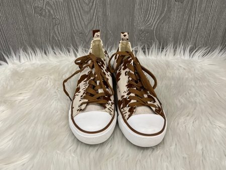 Shoes Sneakers By Clothes Mentor In Brown, Size: 9 Hot on Sale