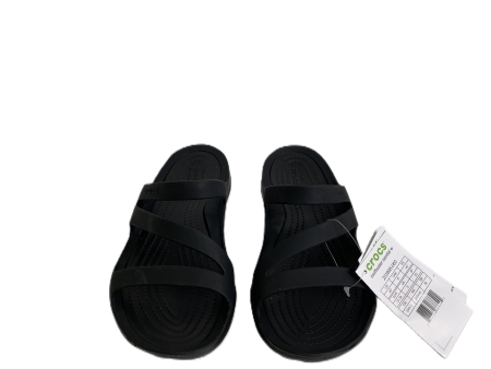 Sandals Flats By Crocs In Black, Size: 7 Supply